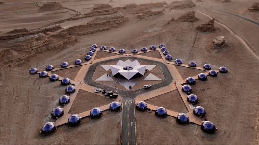 火星移民预演场——模拟外星环境的极端生存训练新兴区户外野奢帐篷实验项目